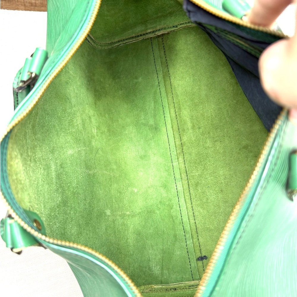 Authentic Louis Vuitton Speedy 35 satchel bag Epi Green Leather M42994 - Picture 15 of 16